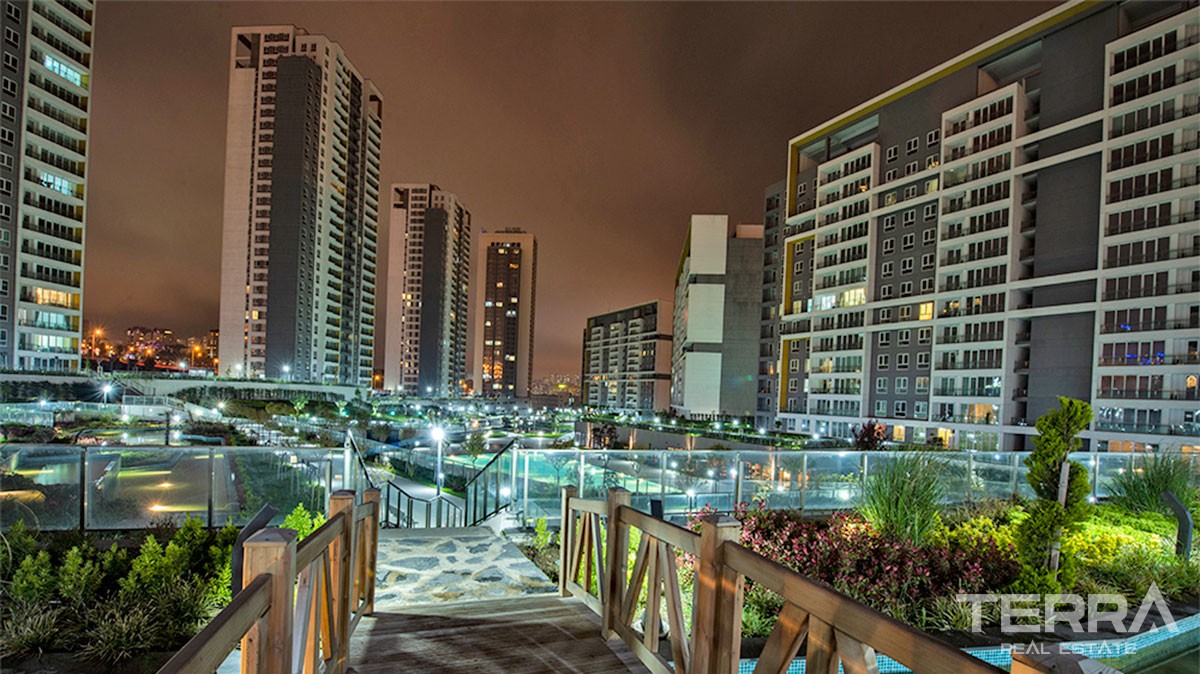 Istanbul Apartments with city and nature view for Sale in Başakşehir - 42590