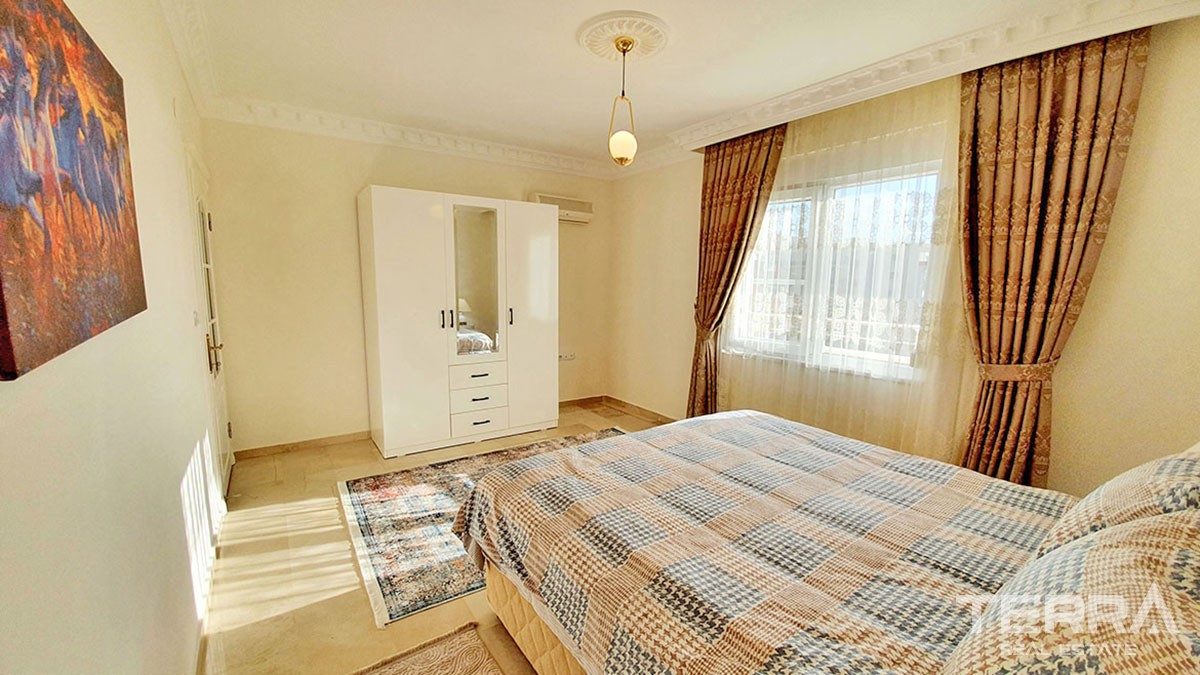 Apartment for Sale in Alanya Mahmutlar within Walking Beach Distance - 42864