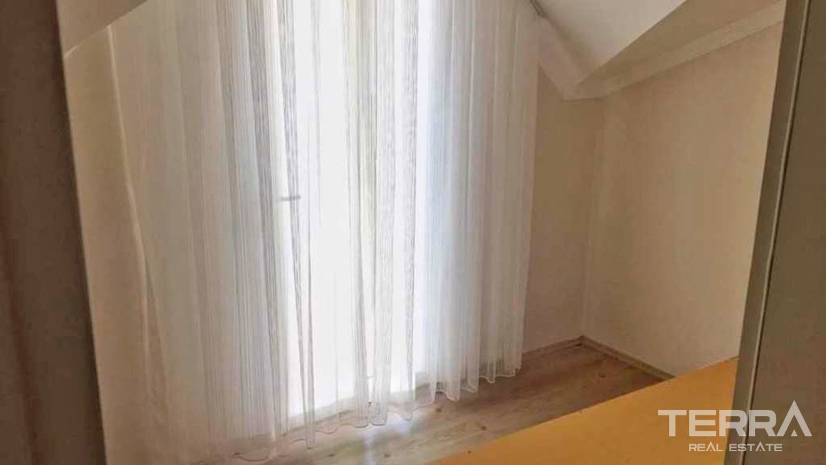 Fethiye Taşyaka Resale Penthouse with Mountain View Ready to Move in - 42891
