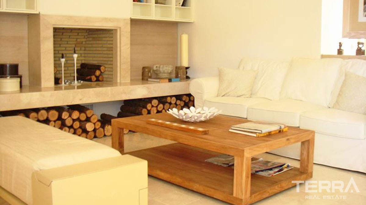 Belle Maison de Cinq Pièces Dans un Cadre Paisible à Göcek Fethiye - 42930