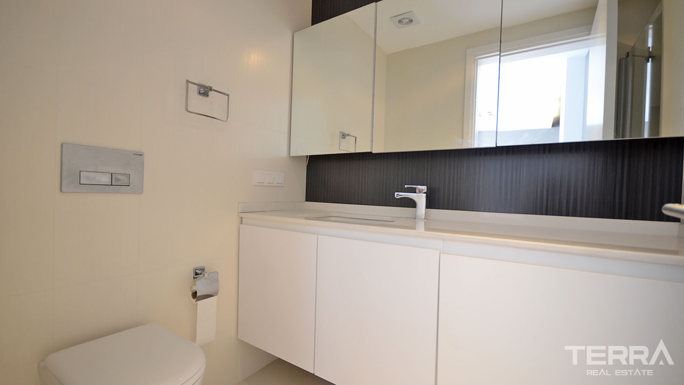 Fantastic 1-Bed Flat with Beach Walking Distance to Buy in Oba Alanya - 43049
