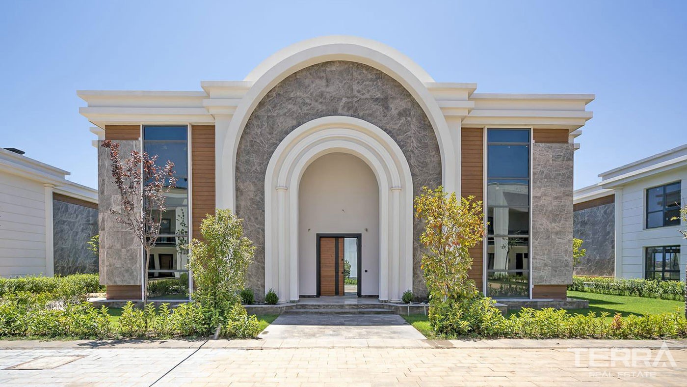 Exclusive Villas in a Marvellous Complex to Buy in Antalya - 43140