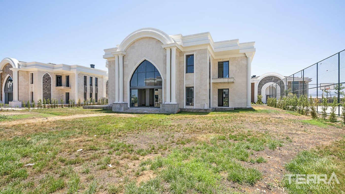 Exclusive Villas in a Marvellous Complex to Buy in Antalya - 43155