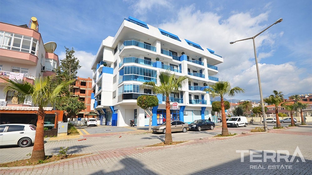 3-Bed Apartment within Close Sea Distance for Sale in Oba Alanya