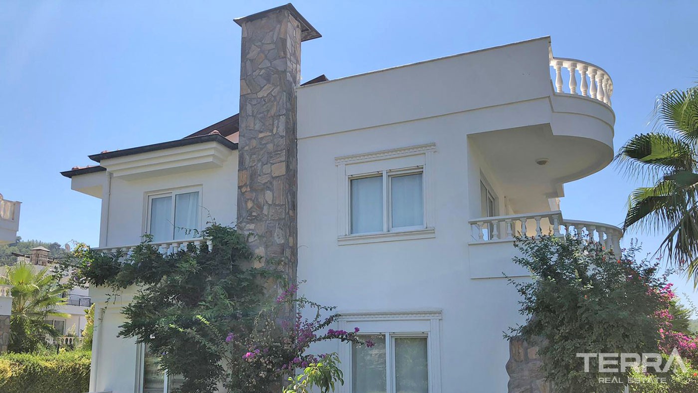Villas with Splendid Amenities and Green Area for Sale in Alanya - 43805