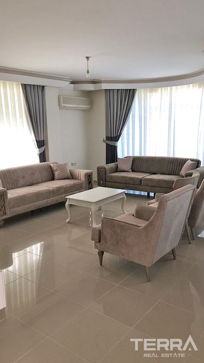Villas with Splendid Amenities and Green Area for Sale in Alanya - 43819