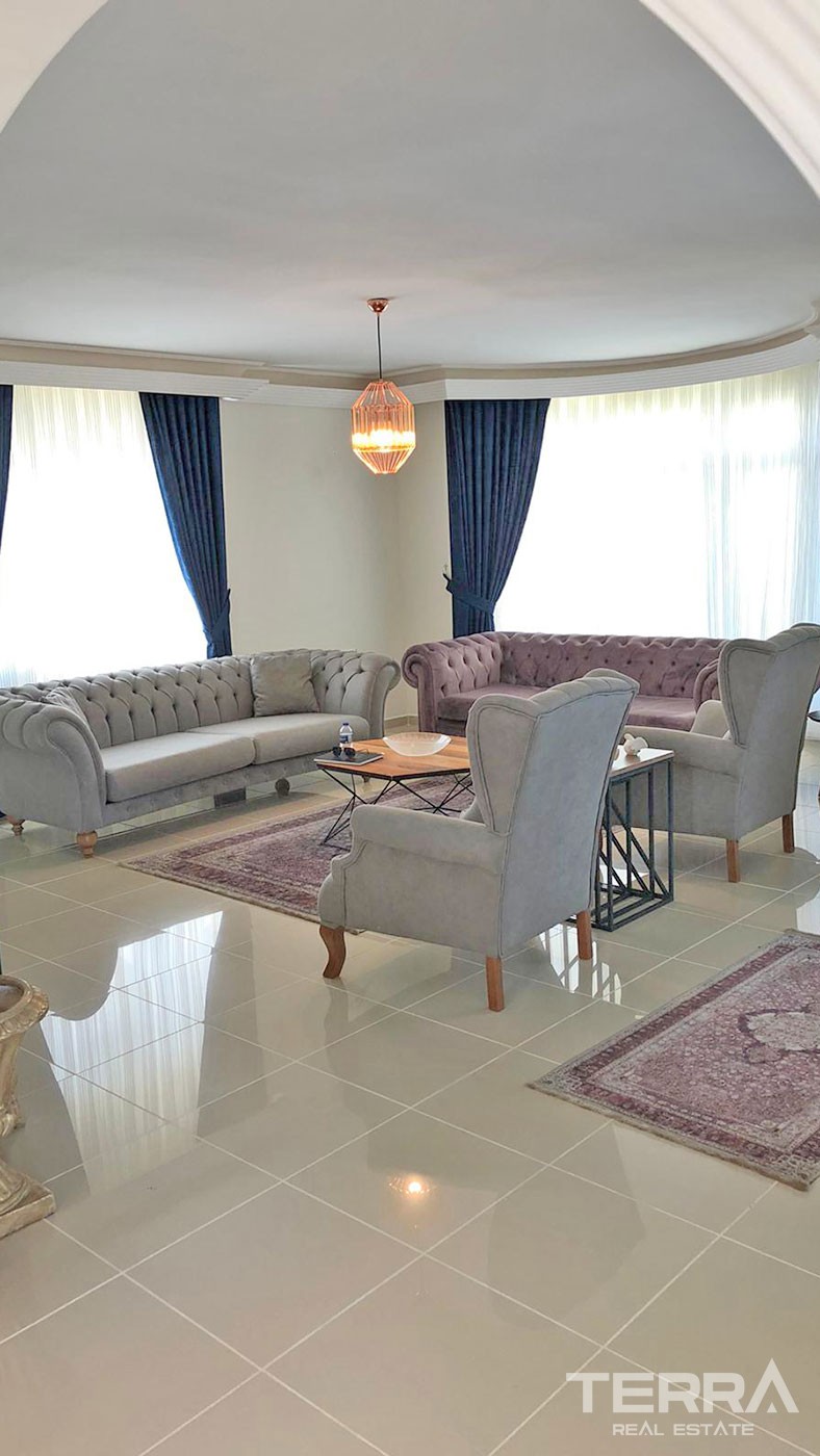 Villas with Splendid Amenities and Green Area for Sale in Alanya - 43861