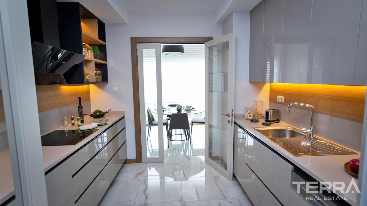 Key-Ready Apartments to Buy in a Luxurious Başakşehir Istanbul Complex - 44199