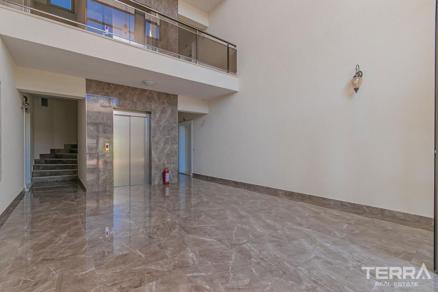 High-Quality Flats to Buy in a Luxurious Complex in Antalya Döşemealtı - 44247