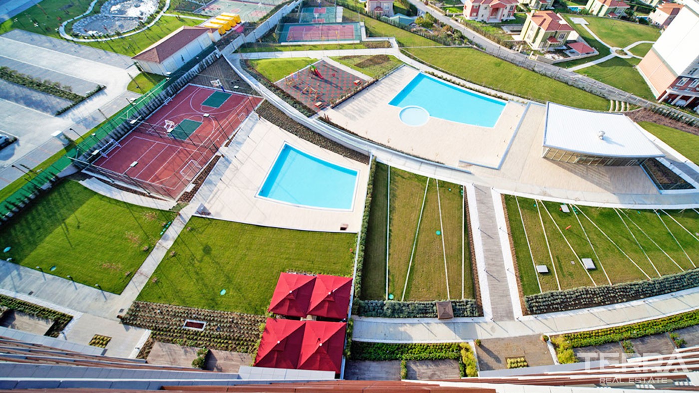 Appartements Spacieux Avec Terrasses à Vendre à Istanbul Büyükçekmece - 44898