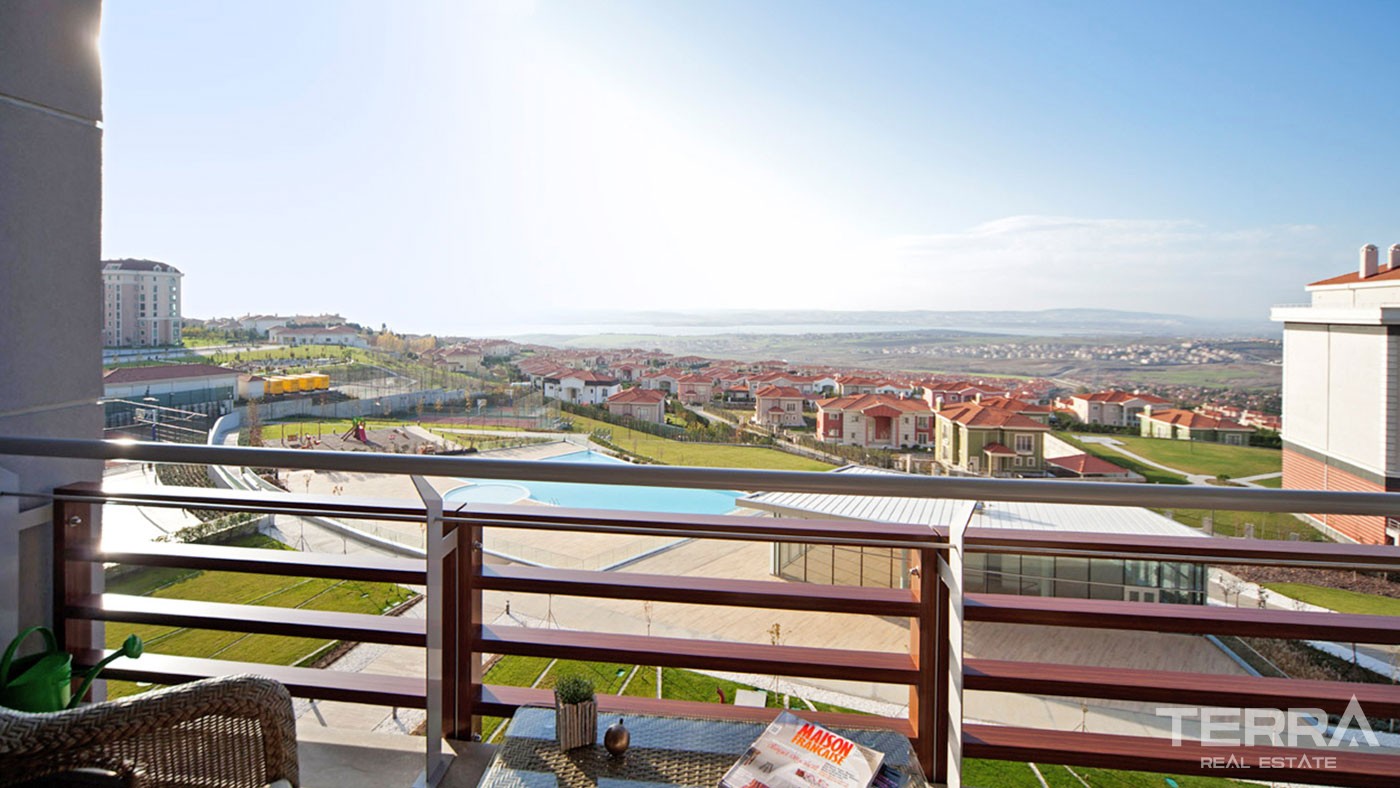 Appartements Spacieux Avec Terrasses à Vendre à Istanbul Büyükçekmece - 44908