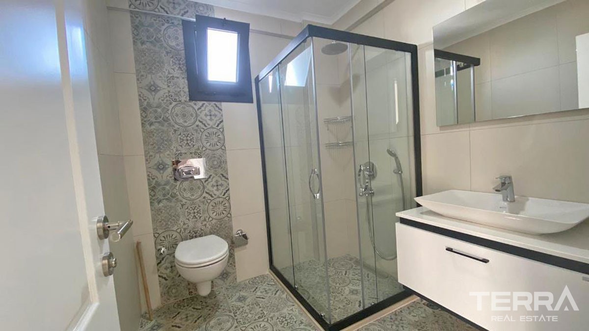 Semi-Detached 4-Bed Villa for Sale in Fethiye Town Center - 45372