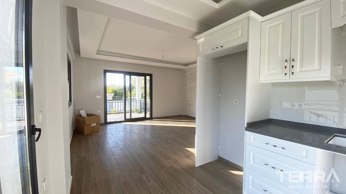 Semi-Detached 4-Bed Villa for Sale in Fethiye Town Center - 45373