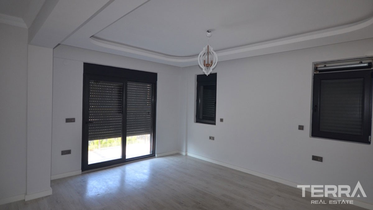 Roomy Separate Villa for Sale Centrally Located in Fethiye - 46050