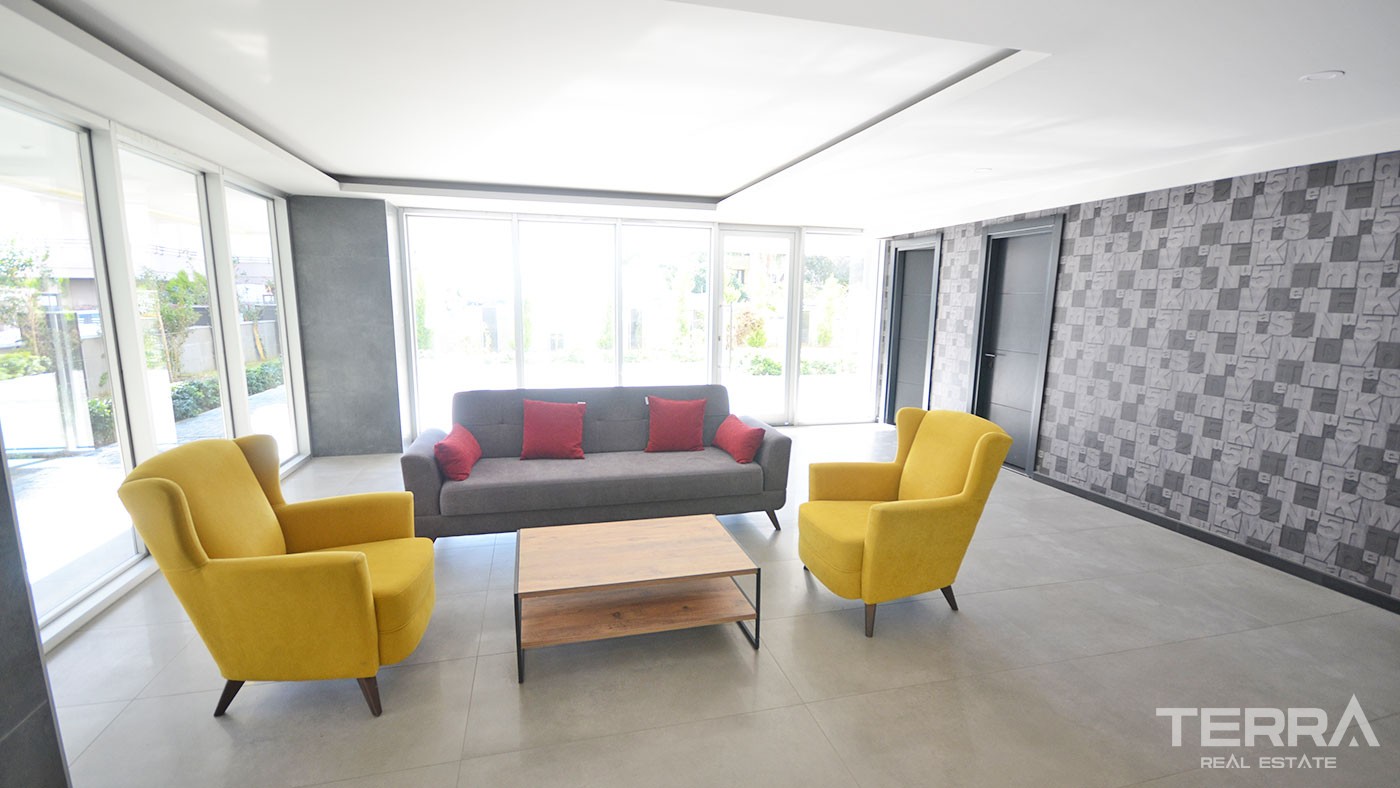 Spacieux Appartement en Duplex Avec 5 Chambres à Alanya Centre-Ville - 46474