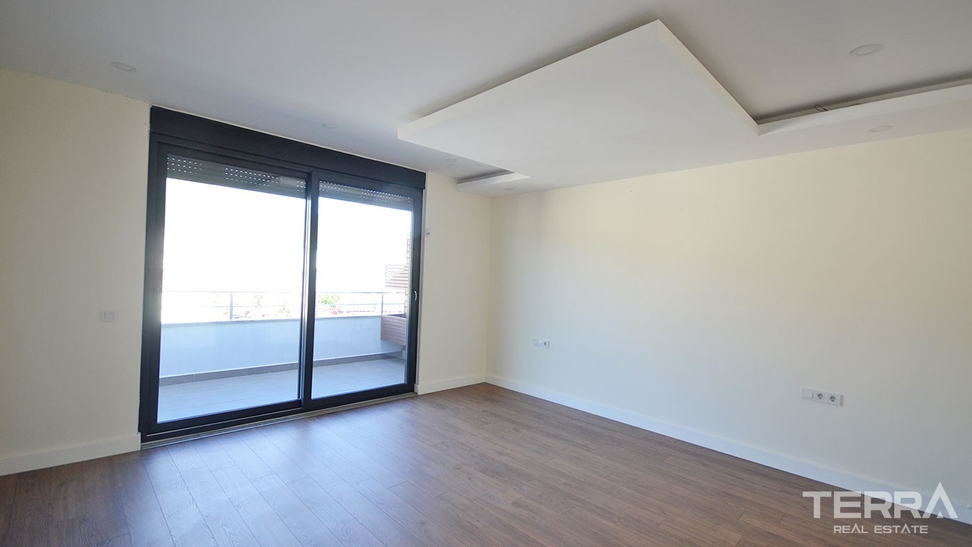 Spacieux Appartement en Duplex Avec 5 Chambres à Alanya Centre-Ville - 46477