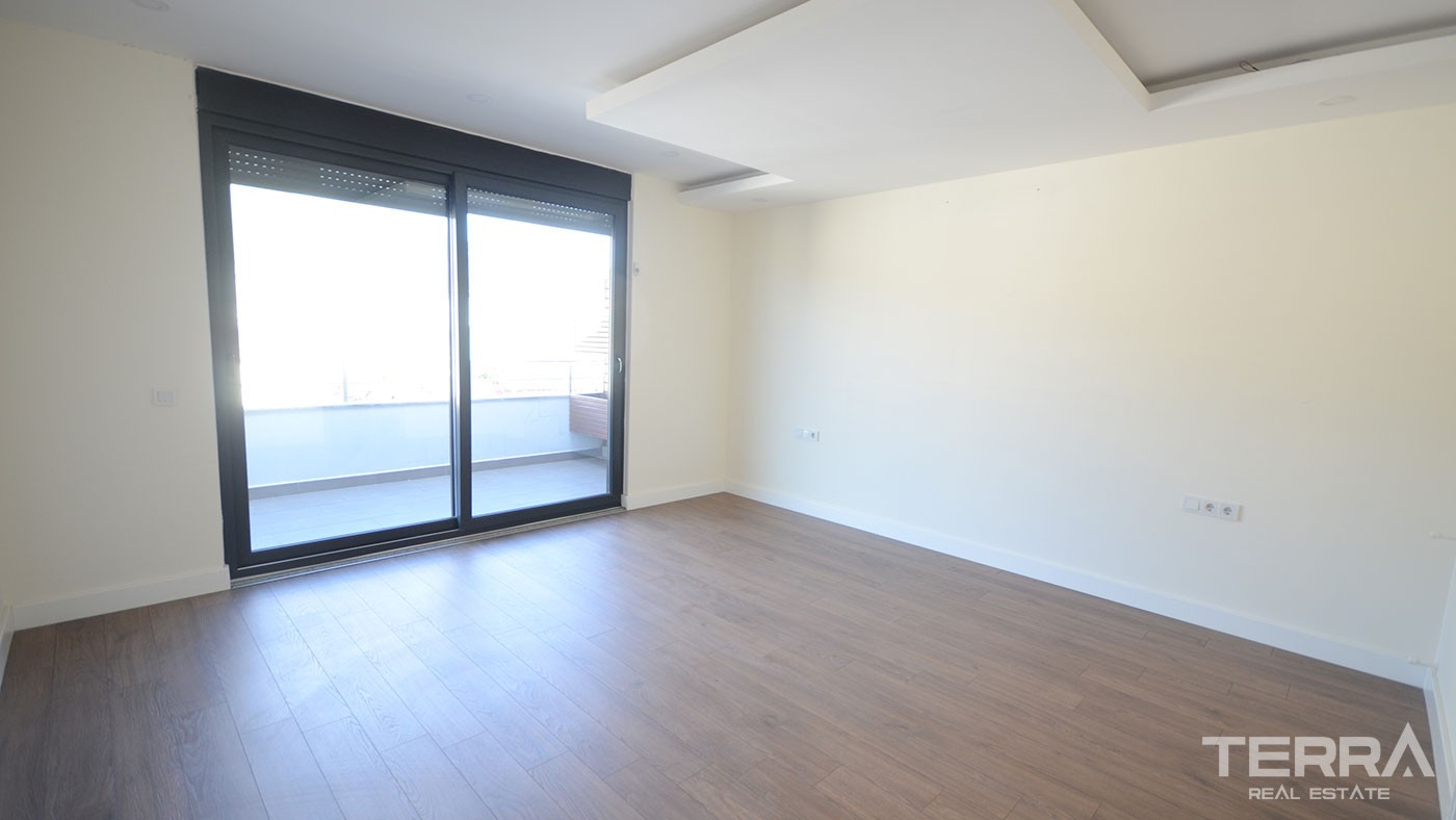 Spacieux Appartement en Duplex Avec 5 Chambres à Alanya Centre-Ville - 46478