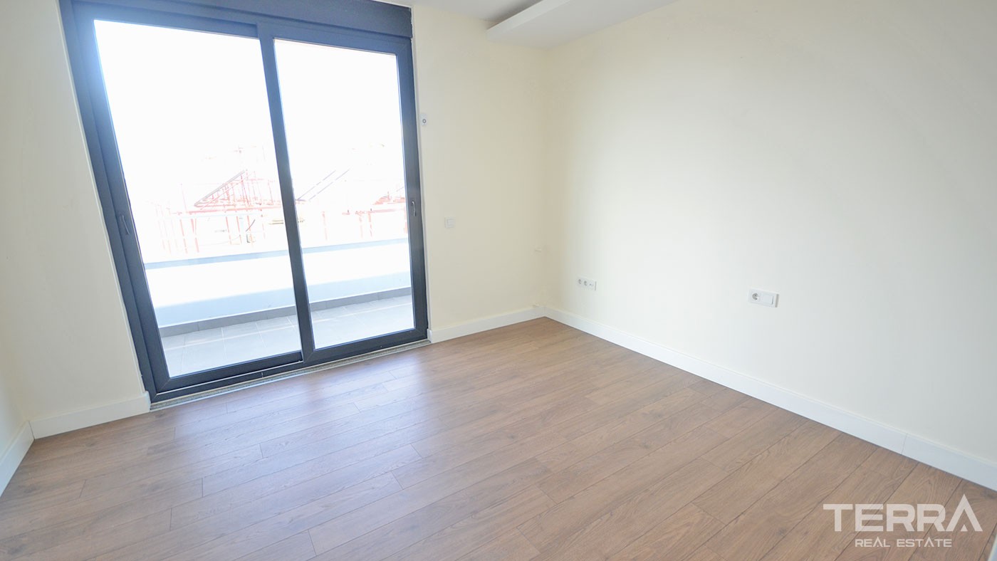 Spacieux Appartement en Duplex Avec 5 Chambres à Alanya Centre-Ville - 46483