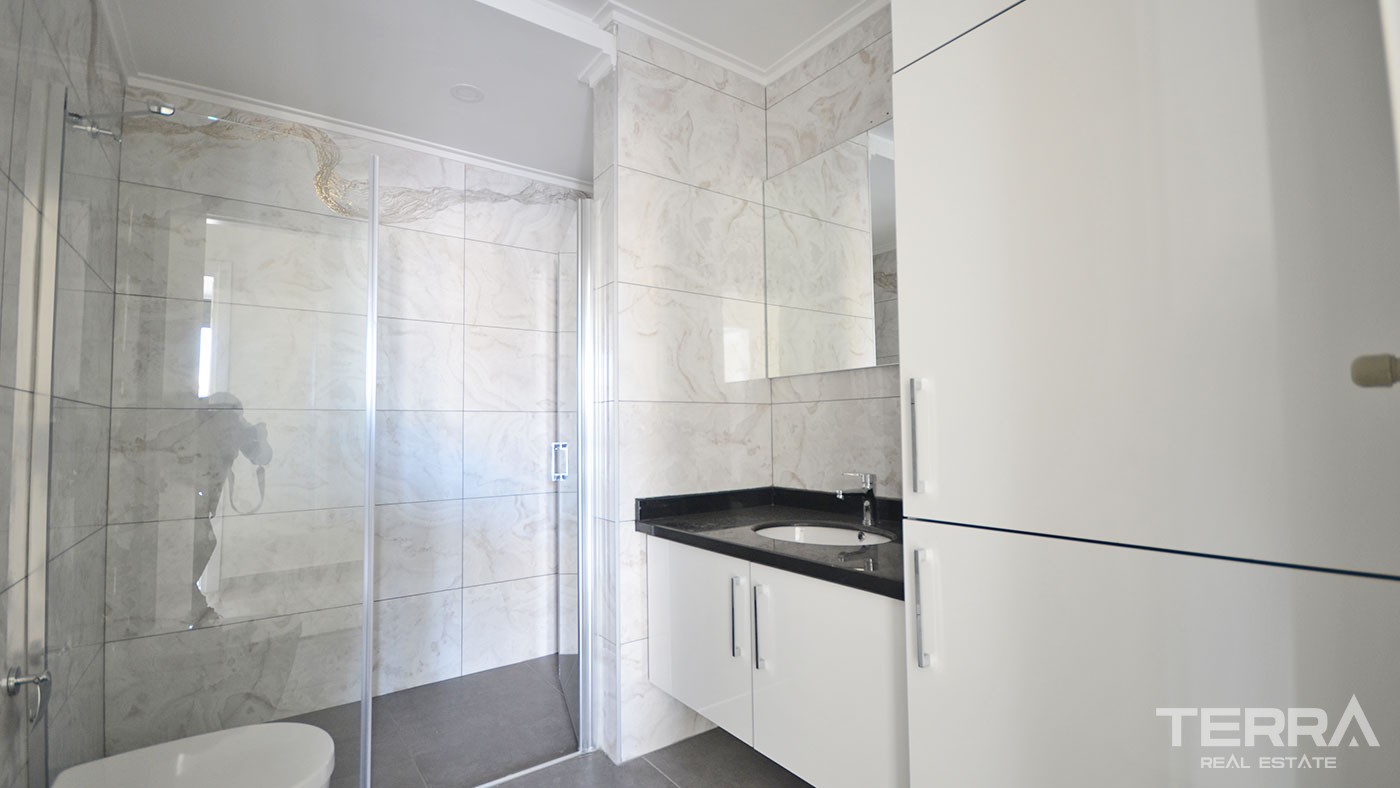 Spacieux Appartement en Duplex Avec 5 Chambres à Alanya Centre-Ville - 46484
