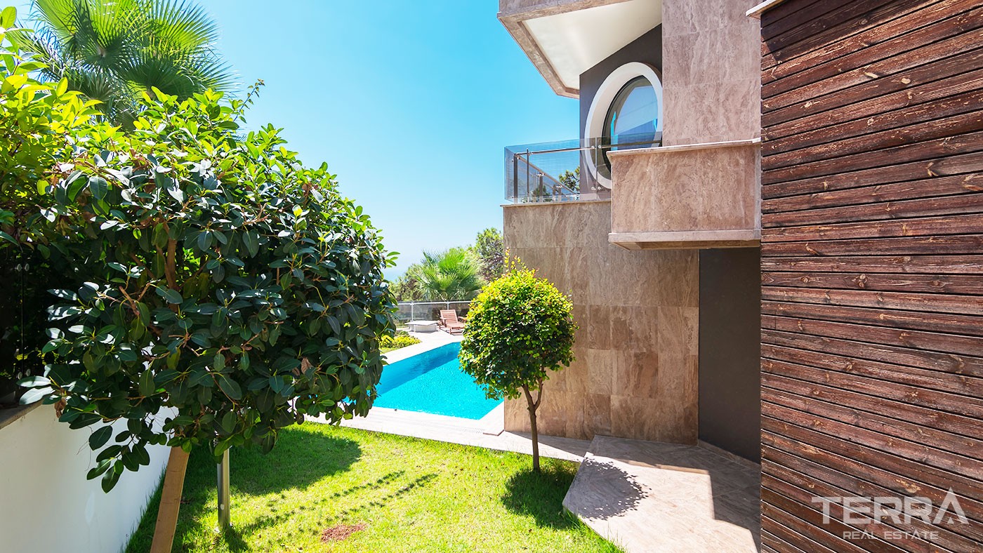 Smart Home Villa with a Splendid Sea-View to buy in Alanya Bektaş - 46666