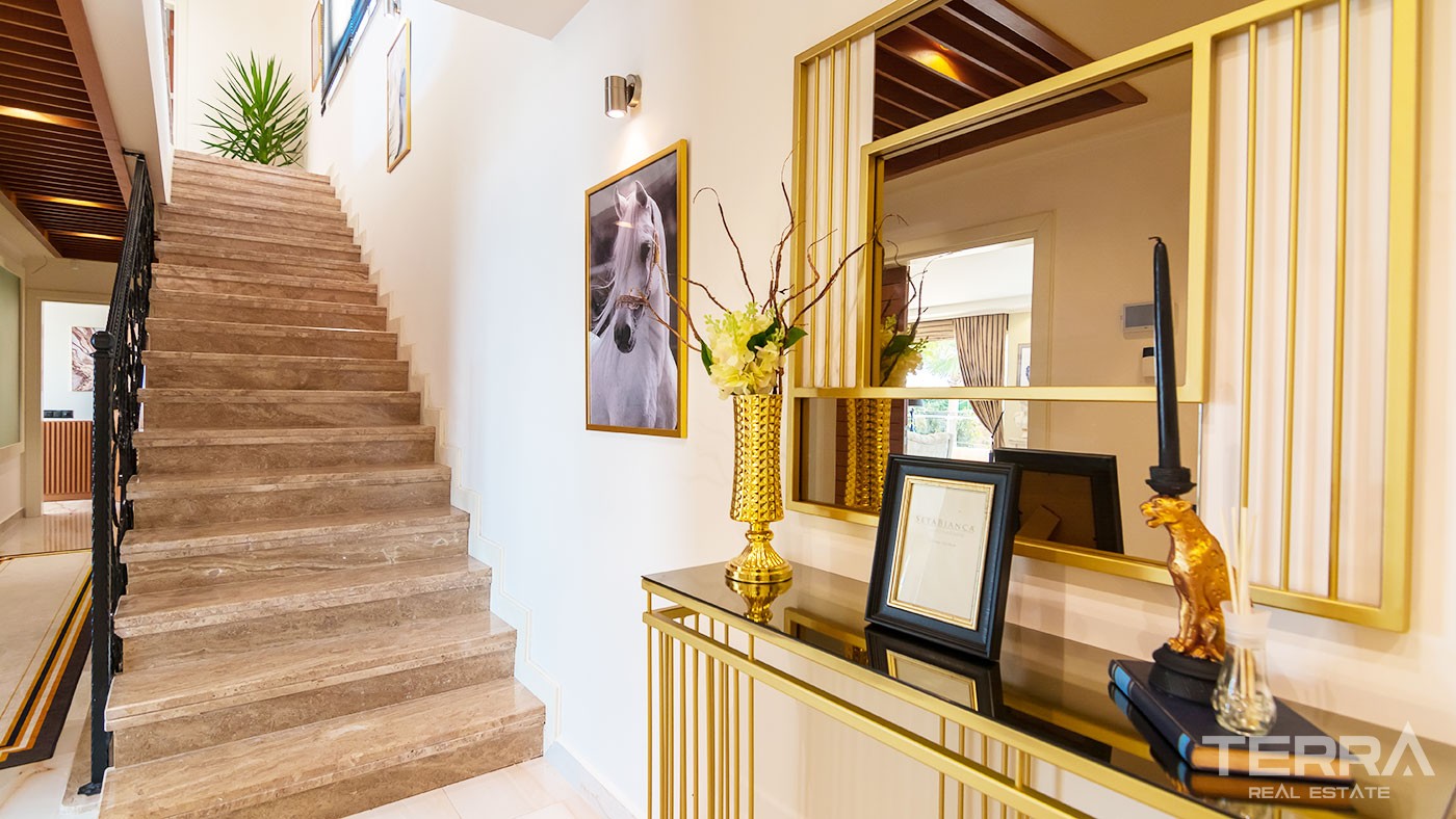 Smart Home Villa with a Splendid Sea-View to buy in Alanya Bektaş - 46681