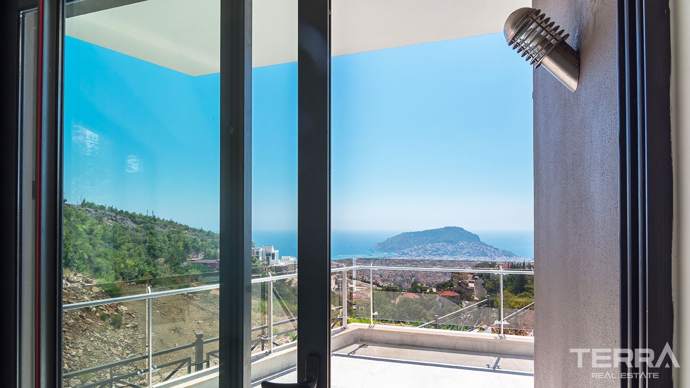 Immobilier de Luxe Vue Mer & Ville à Vendre à Alanya Bektaş - 46770