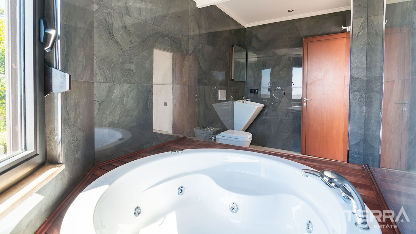 Immobilier de Luxe Vue Mer & Ville à Vendre à Alanya Bektaş - 46833