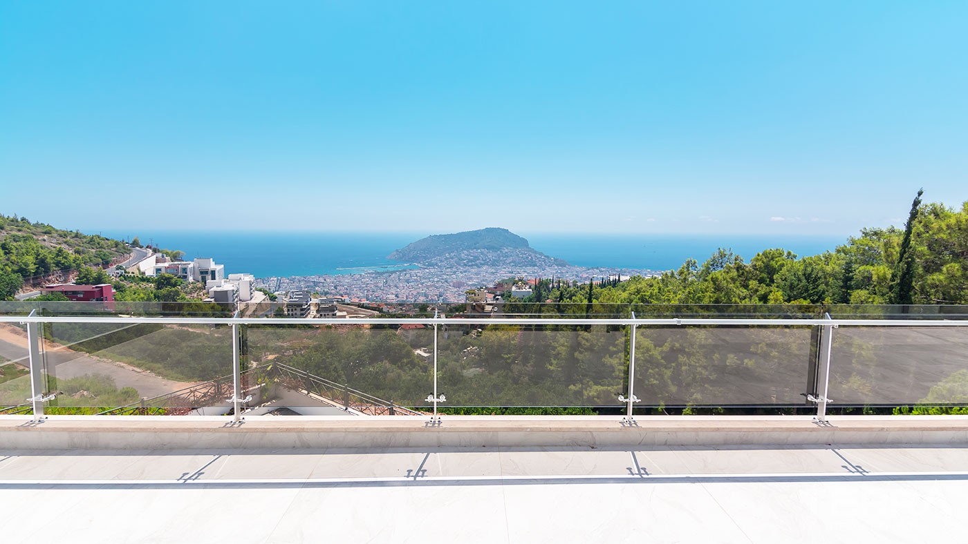 Immobilier de Luxe Vue Mer & Ville à Vendre à Alanya Bektaş - 46840