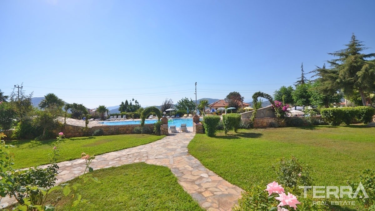 2- Bed Penthouse with a Shared Swimming Pool Resale in Ovacık Fethiye - 47030