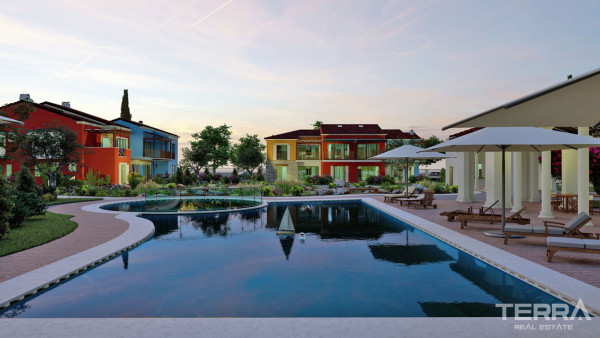 Fethiye'de Çalış Plajına Yakın Konumda Satılık Villalar