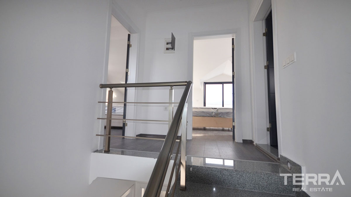 Detached Villa With a Sea-view & Private Pool for Sale in Fethiye Town - 49345