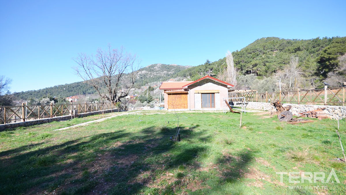 Formidable Maison Sur Terrain Privé de 1000 m2 à Üzümlü Fethiye - 49406