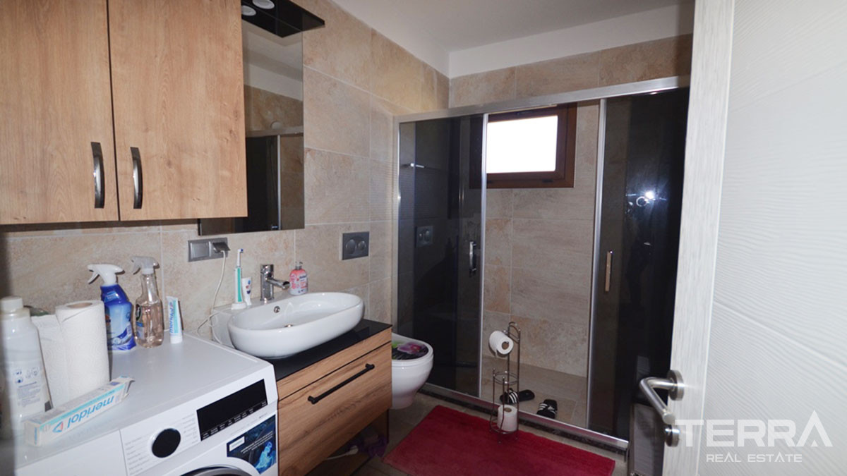 Formidable Maison Sur Terrain Privé de 1000 m2 à Üzümlü Fethiye - 49413
