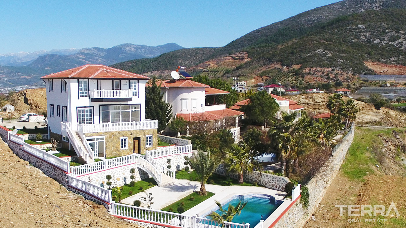 Luxury Detached Villa for Sale in Gazipaşa Turkey - 49645