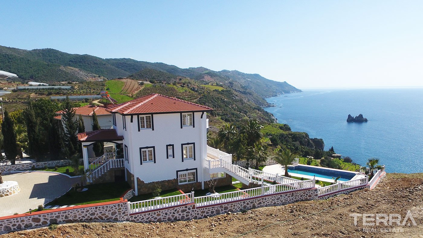 Luxury Detached Villa for Sale in Gazipaşa Turkey