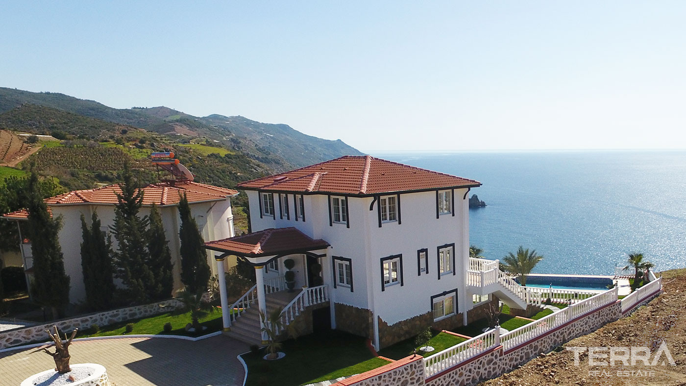 Luxury Detached Villa for Sale in Gazipaşa Turkey - 49648