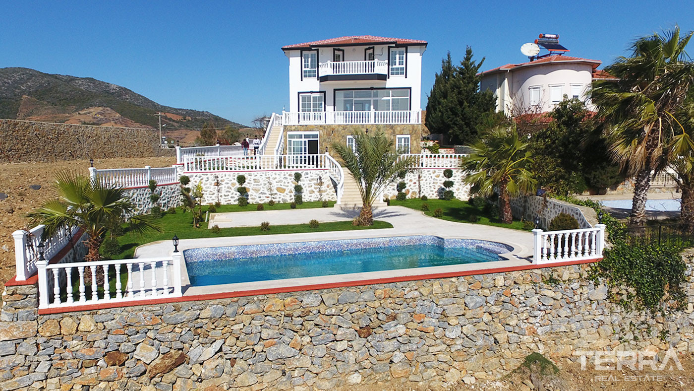 Luxury Detached Villa for Sale in Gazipaşa Turkey - 49658