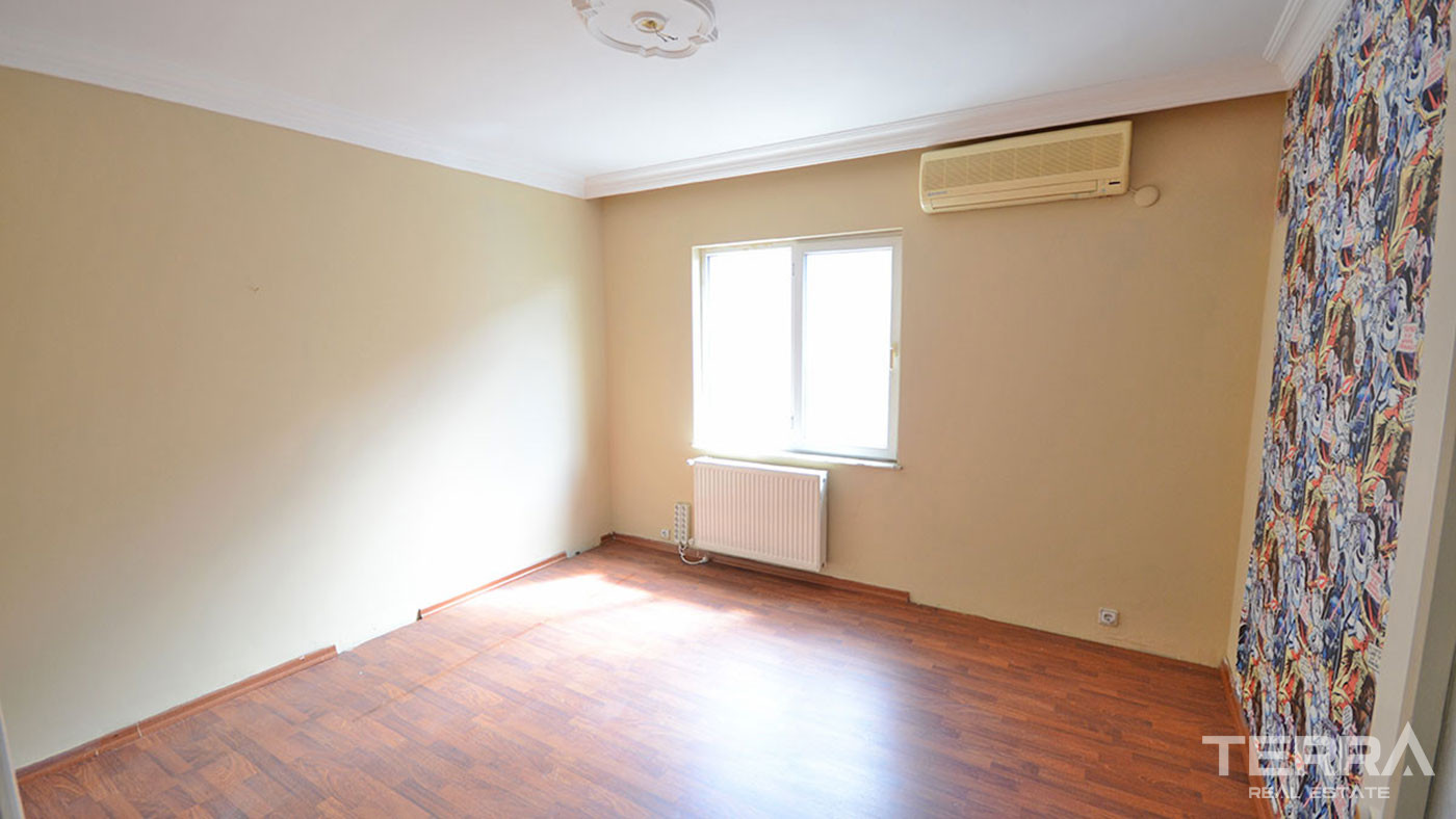 Spacious 3-Bed Resale Apartment Close to the Beach in Alanya City - 50389