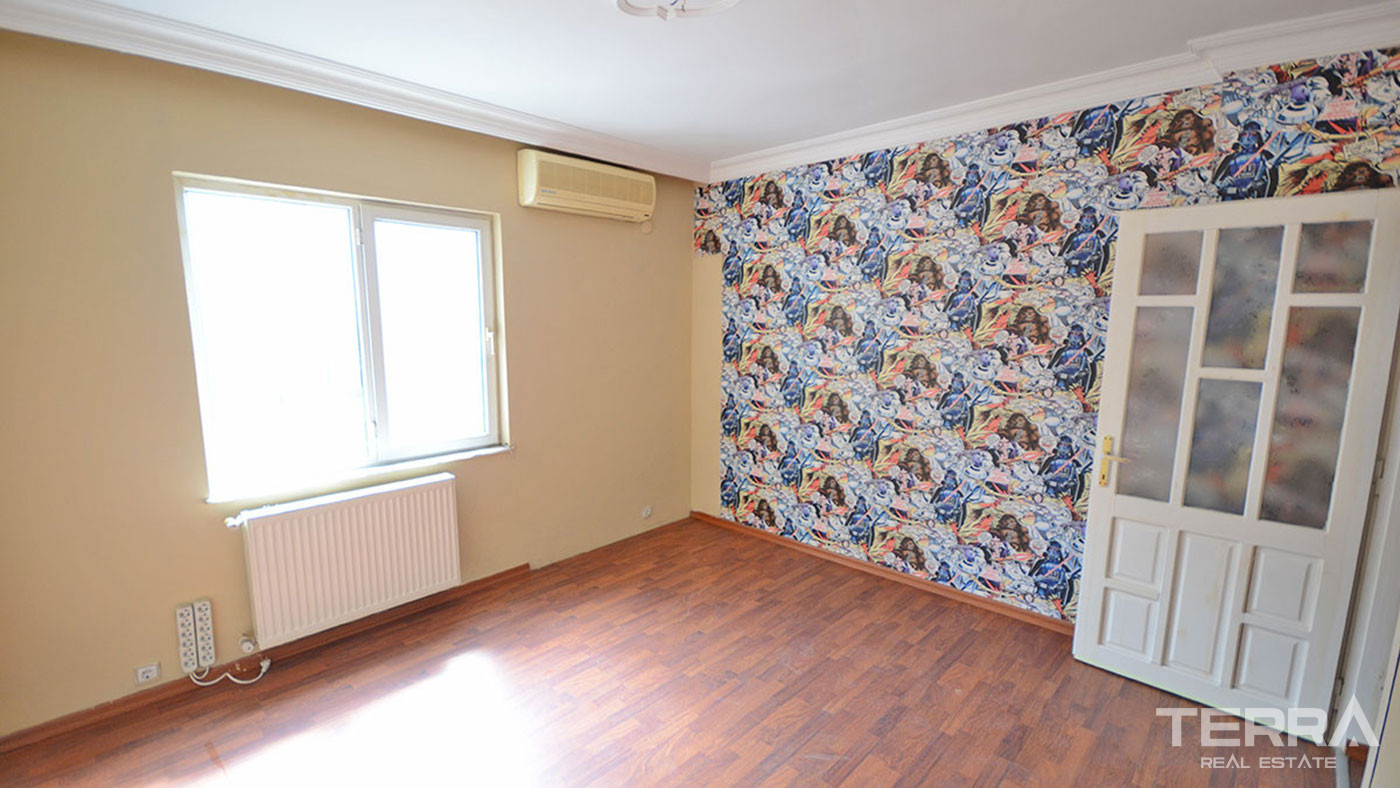 Spacious 3-Bed Resale Apartment Close to the Beach in Alanya City - 50390