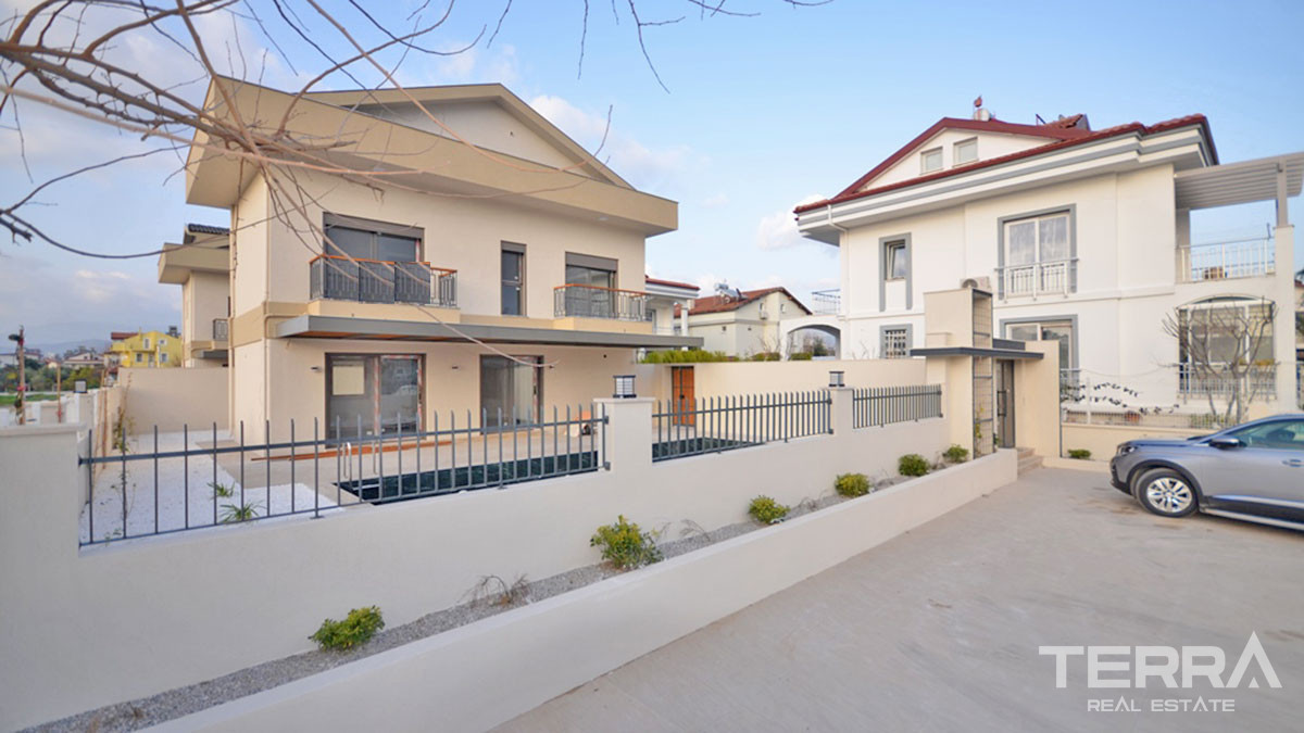 Villa With a Swimming Pool for Sale Close to the Beach in Fethiye Town - 50416