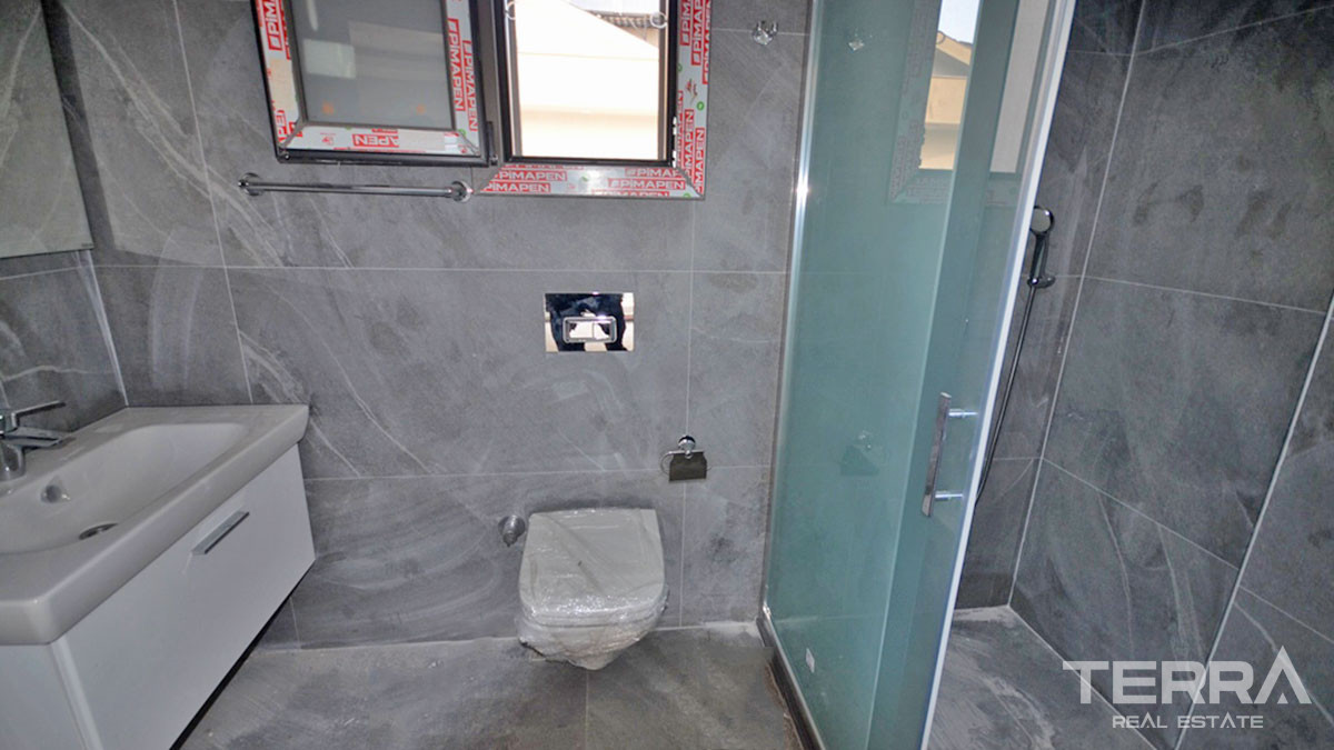 Villa With a Swimming Pool for Sale Close to the Beach in Fethiye Town - 50427