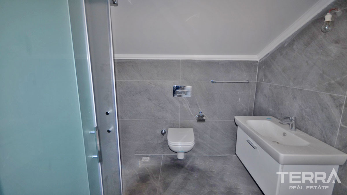 Villa With a Swimming Pool for Sale Close to the Beach in Fethiye Town - 50432