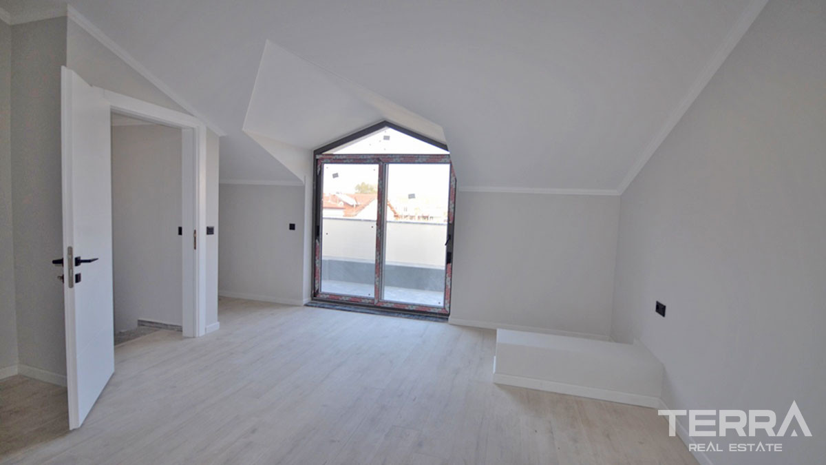 Villa With a Swimming Pool for Sale Close to the Beach in Fethiye Town - 50433