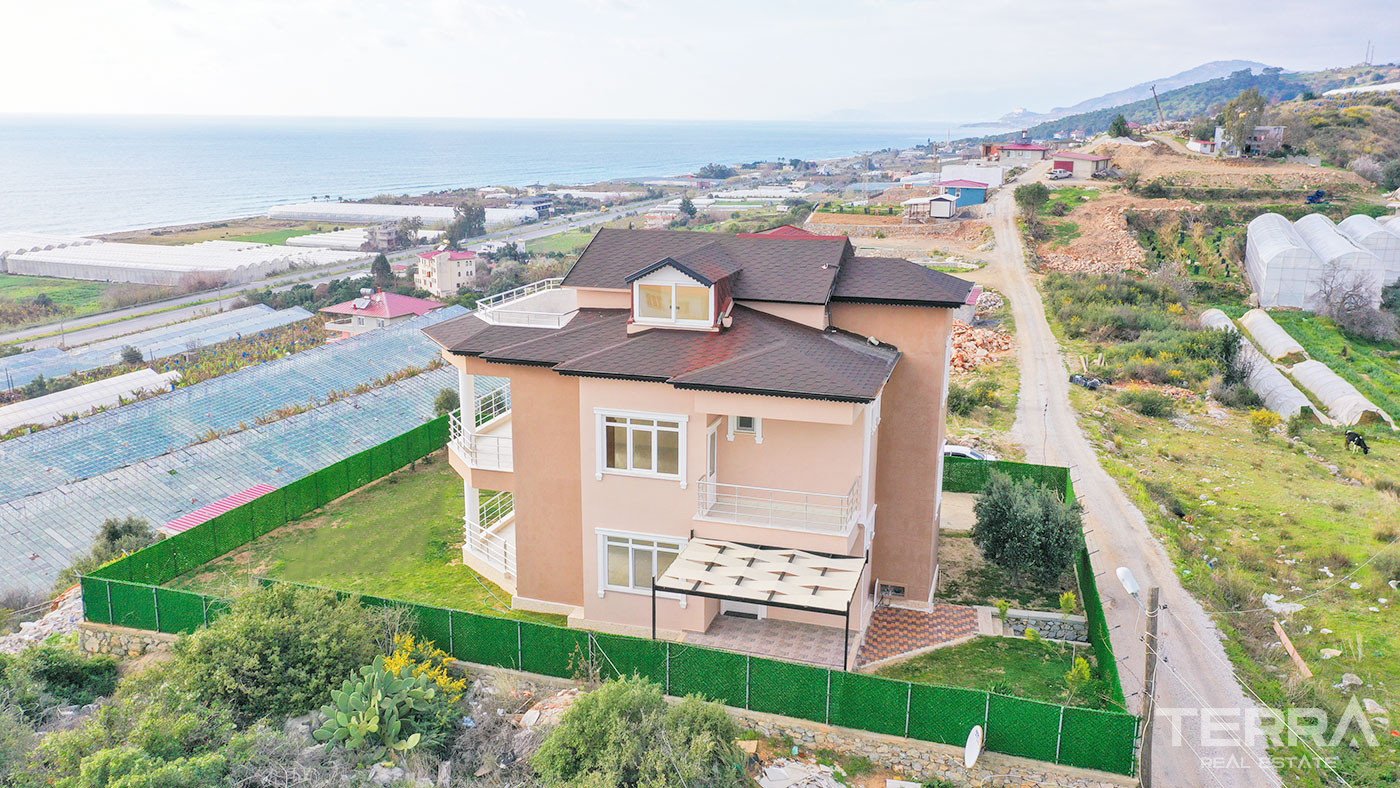 Maison Individuelle de Campagne à Demirtaş Alanya Avec Belle Vue Mer