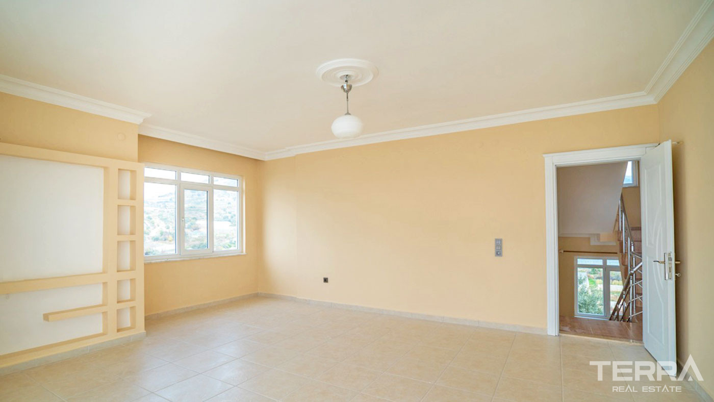 Maison Individuelle de Campagne à Demirtaş Alanya Avec Belle Vue Mer - 50447