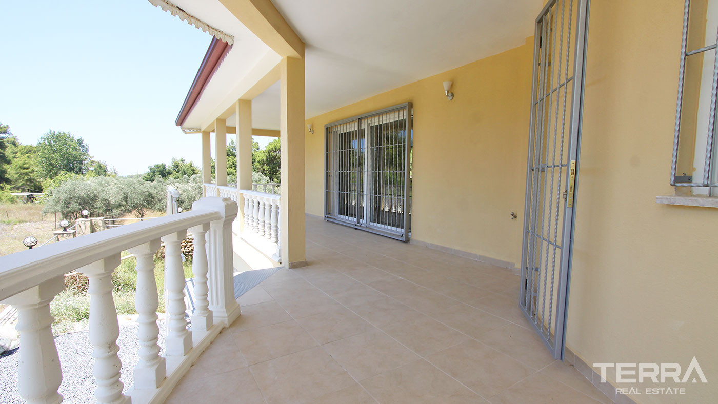 Detached Villa with Large Plot for Sale in Avsallar Alanya - 50453