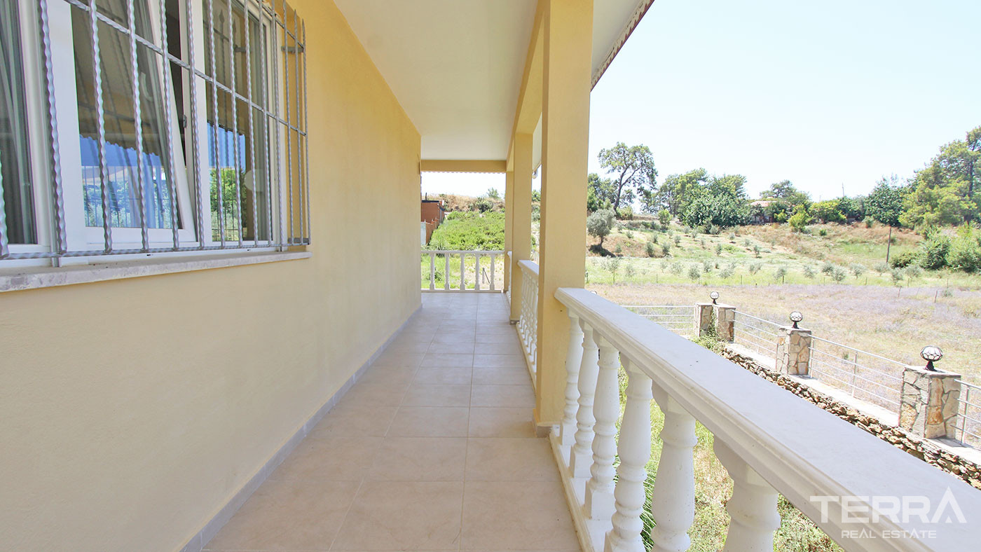 Detached Villa with Large Plot for Sale in Avsallar Alanya - 50458