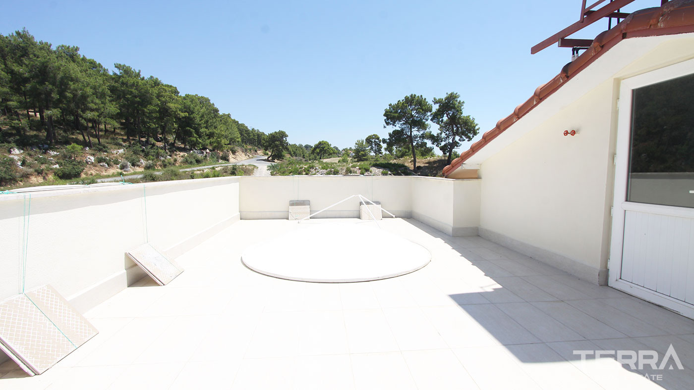 Detached Villa with Large Plot for Sale in Avsallar Alanya - 50495