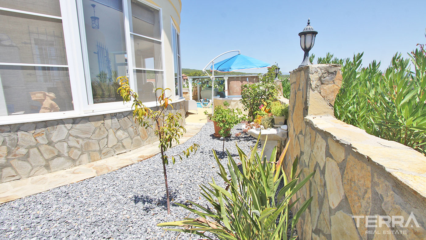 Furnished Detached Villa with Swimming Pool to Buy in Avsallar Alanya - 50516