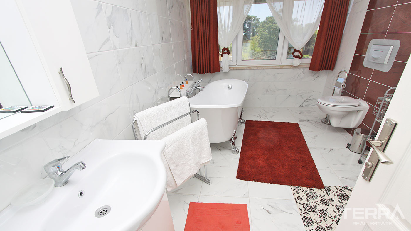 Furnished Detached Villa with Swimming Pool to Buy in Avsallar Alanya - 50569